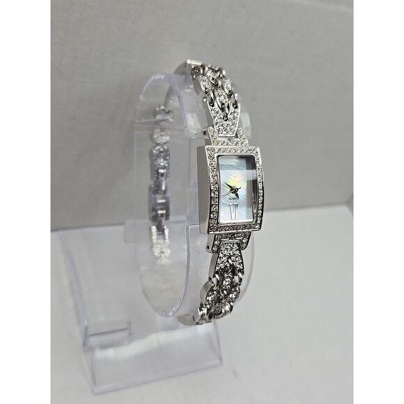 Metropolitan Museum Of Art Quartz Watch MOP Rhinestones Bracelet MMA New Battery - Picture 3 of 10